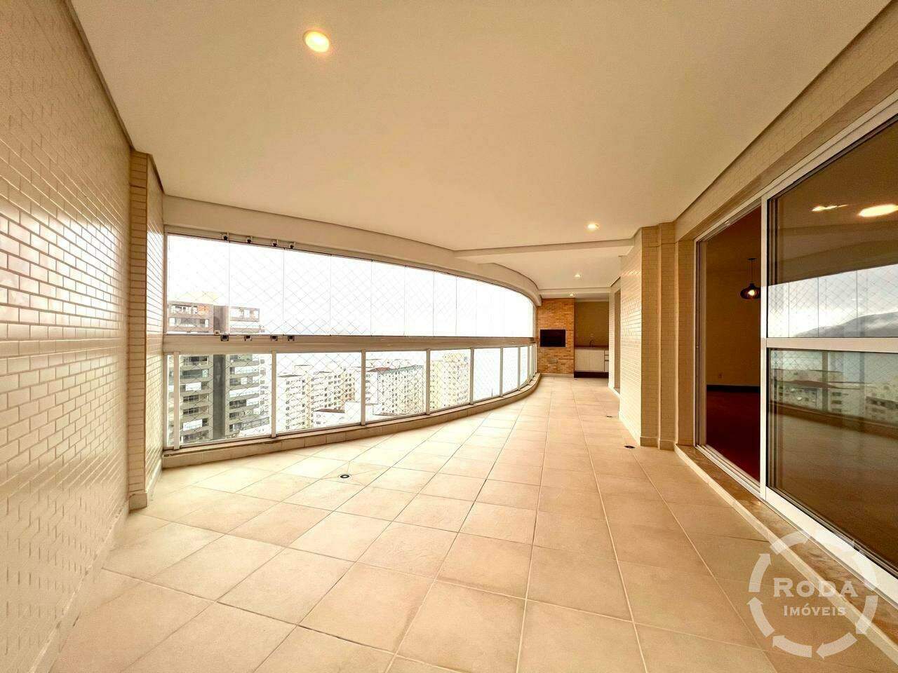 Apartamento à venda no Embaré: 