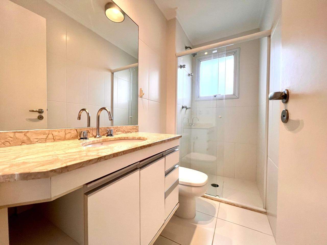 Apartamento à venda no Embaré: 