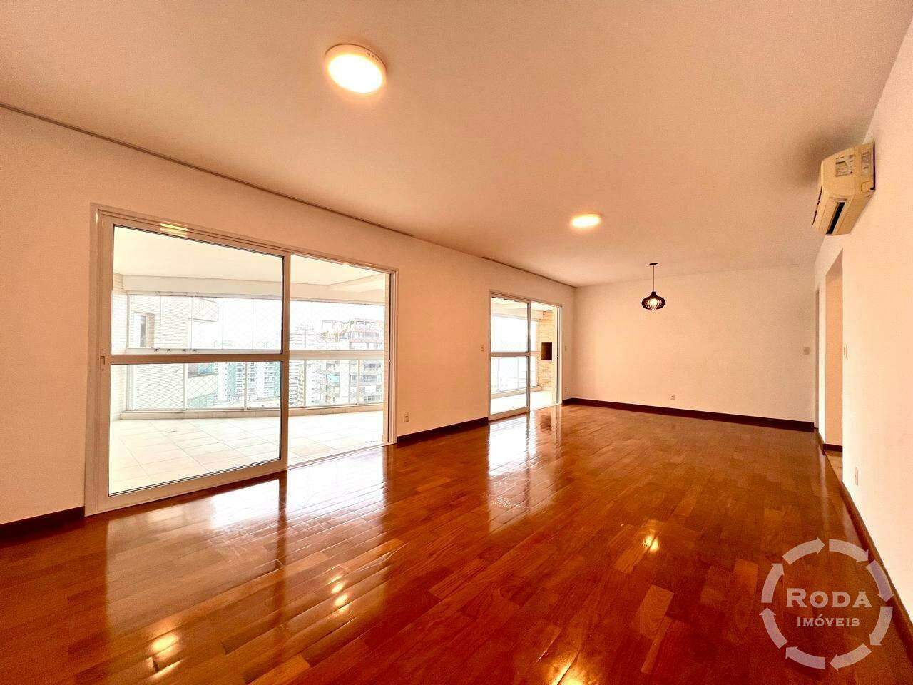 Apartamento à venda no Embaré: 