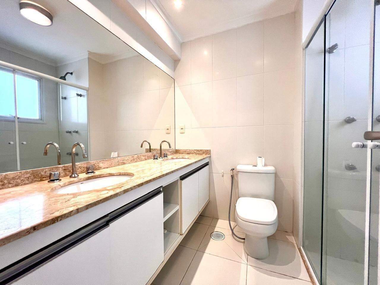 Apartamento à venda no Embaré: 