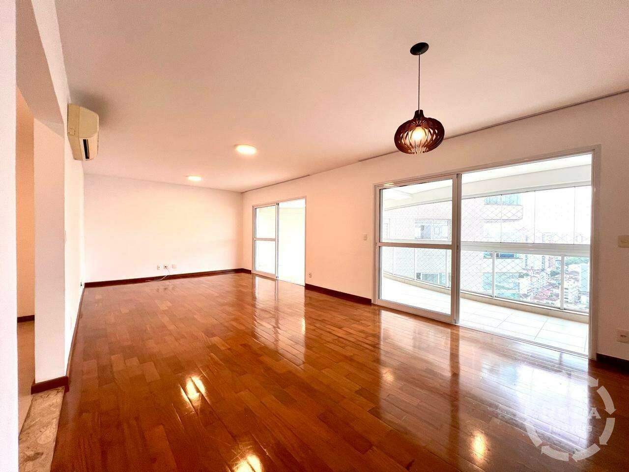 Apartamento à venda no Embaré: 