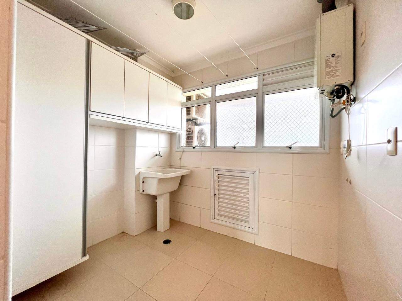 Apartamento à venda no Embaré: 