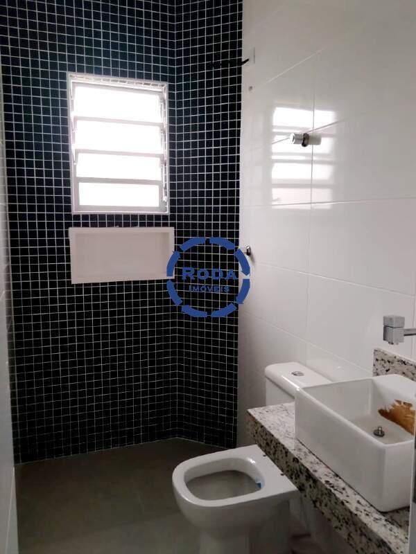 Casa à venda no Embaré: 