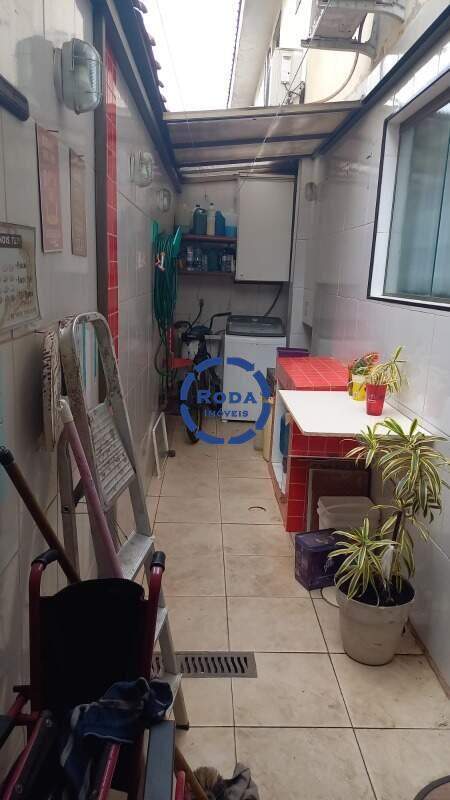 Sobrado de Condomínio à venda no Macuco: