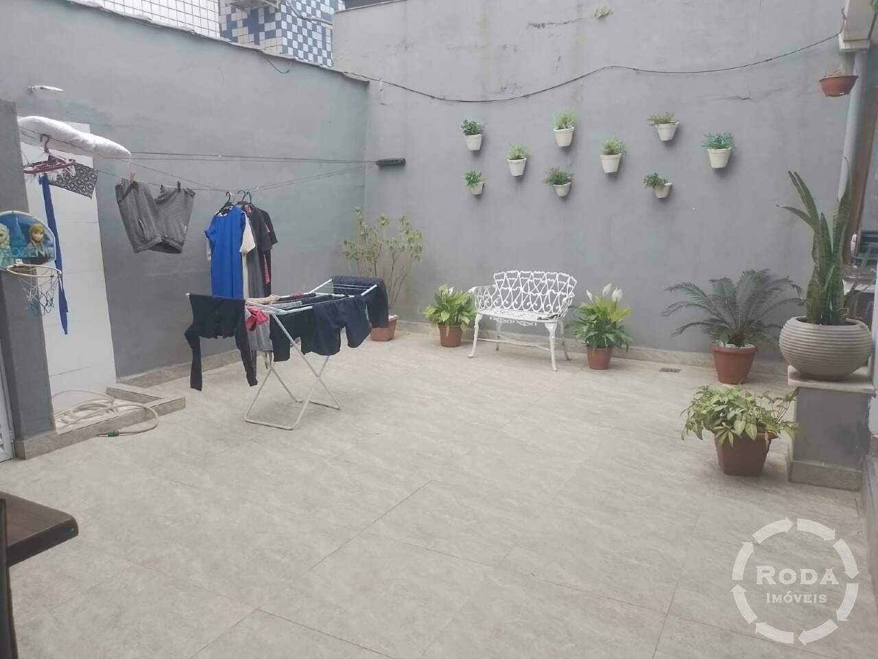 Sobrado à venda no Ponta da Praia: 