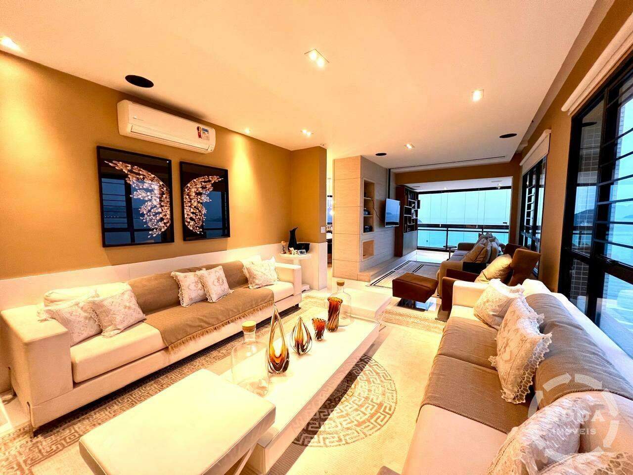 Cobertura à venda no Aparecida: 