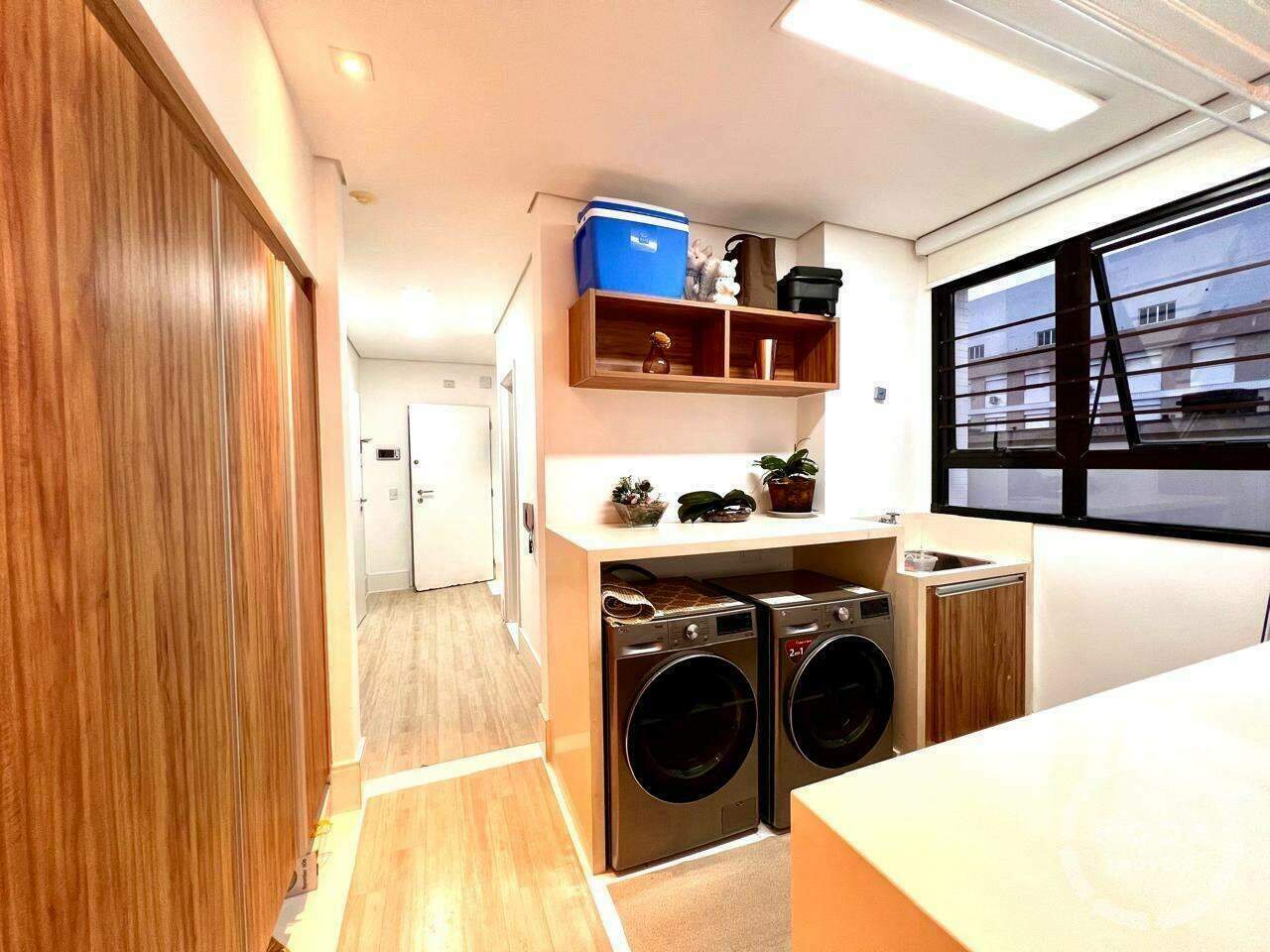 Cobertura à venda no Aparecida: 