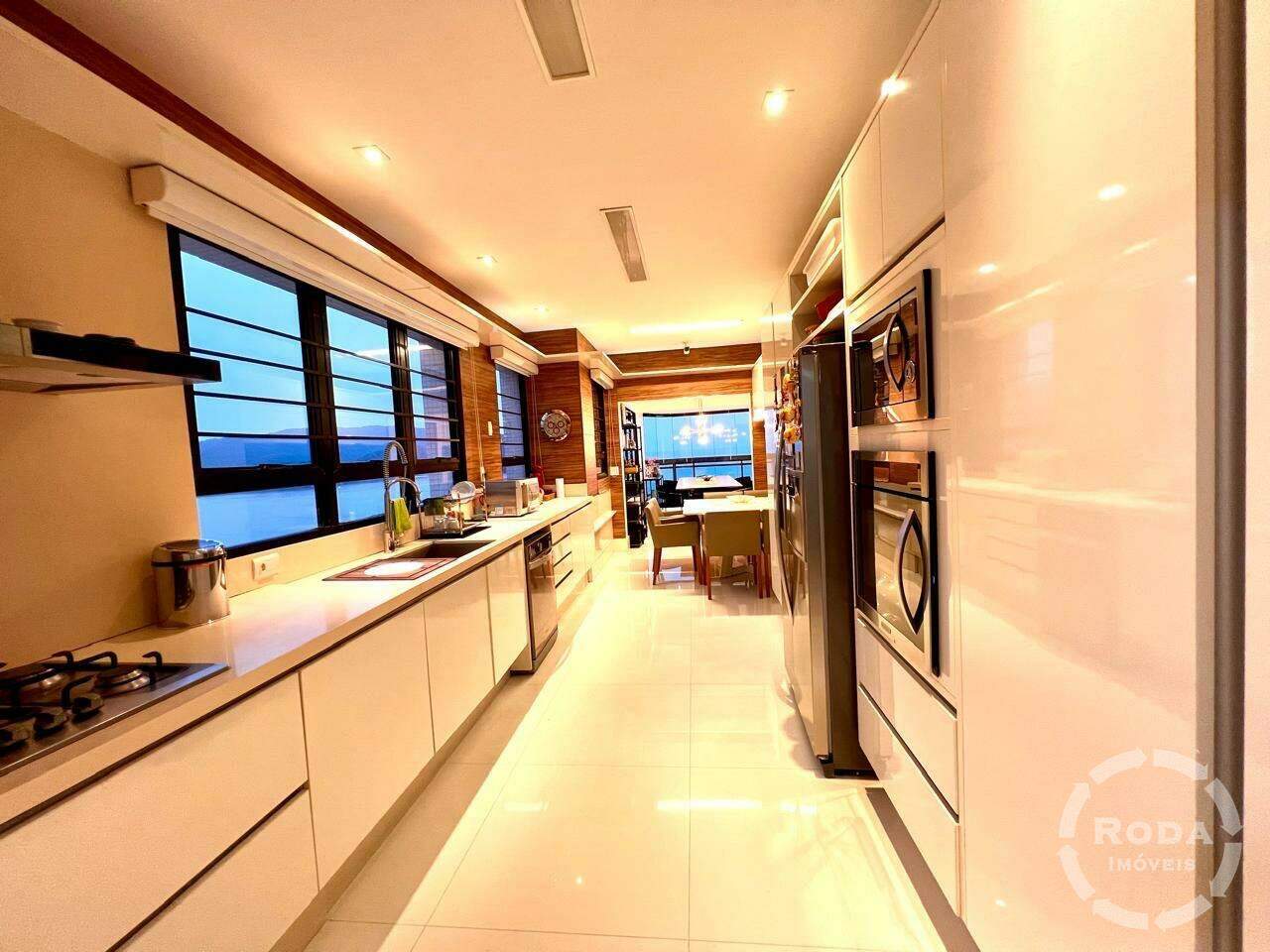 Cobertura à venda no Aparecida: 