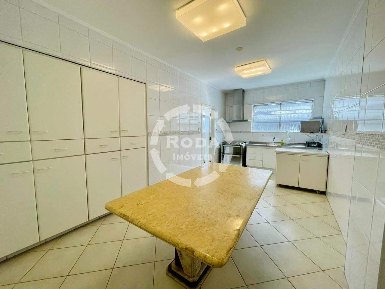 Apartamento à venda no Embaré: 