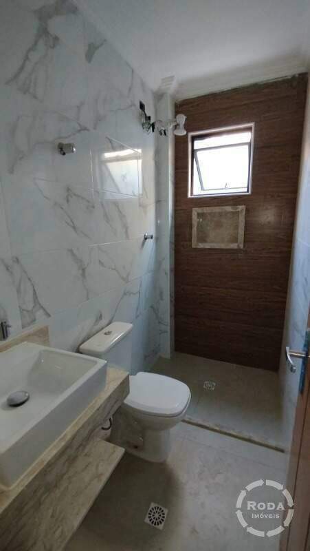 Casa à venda no Embaré: 