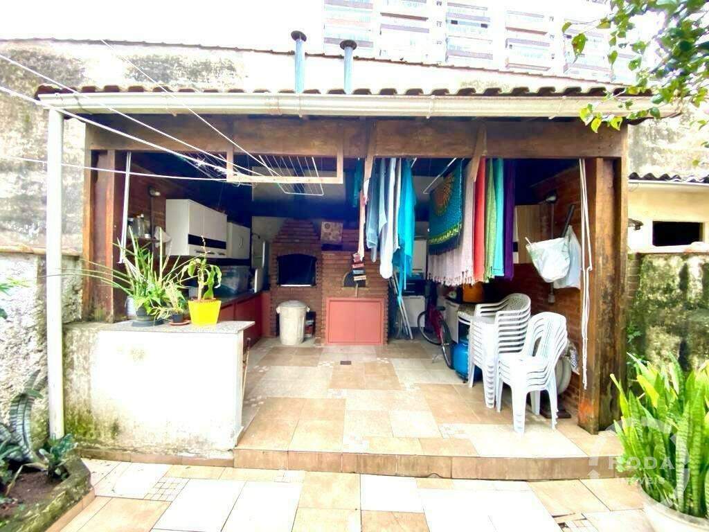 Sobrado à venda no Gonzaga: 