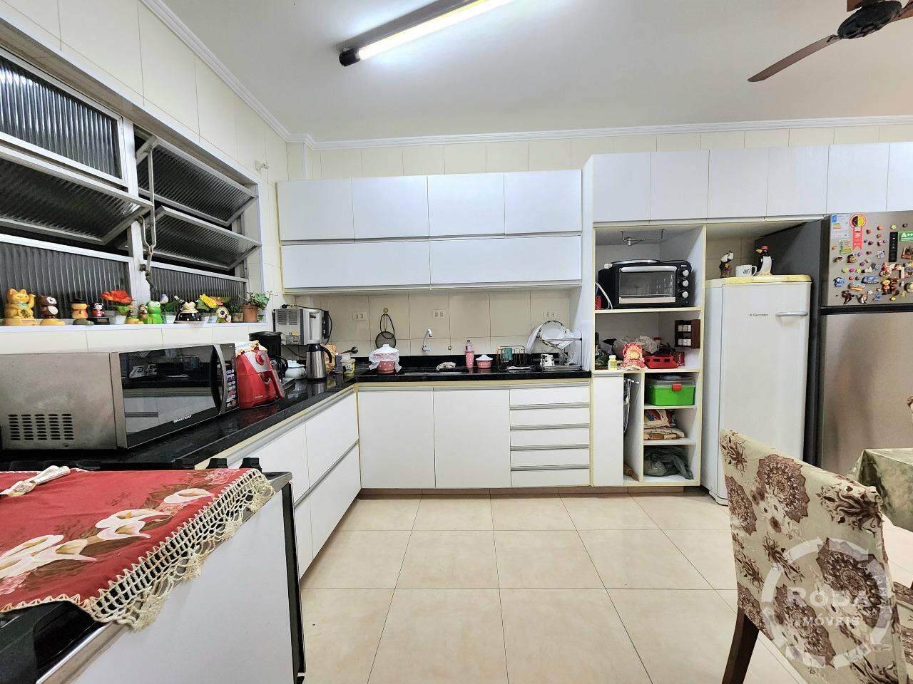 Apartamento à venda no Ponta da Praia: 