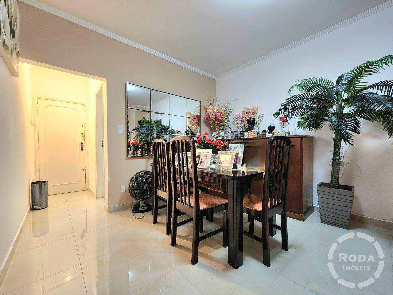 Apartamento à venda no Ponta da Praia: 