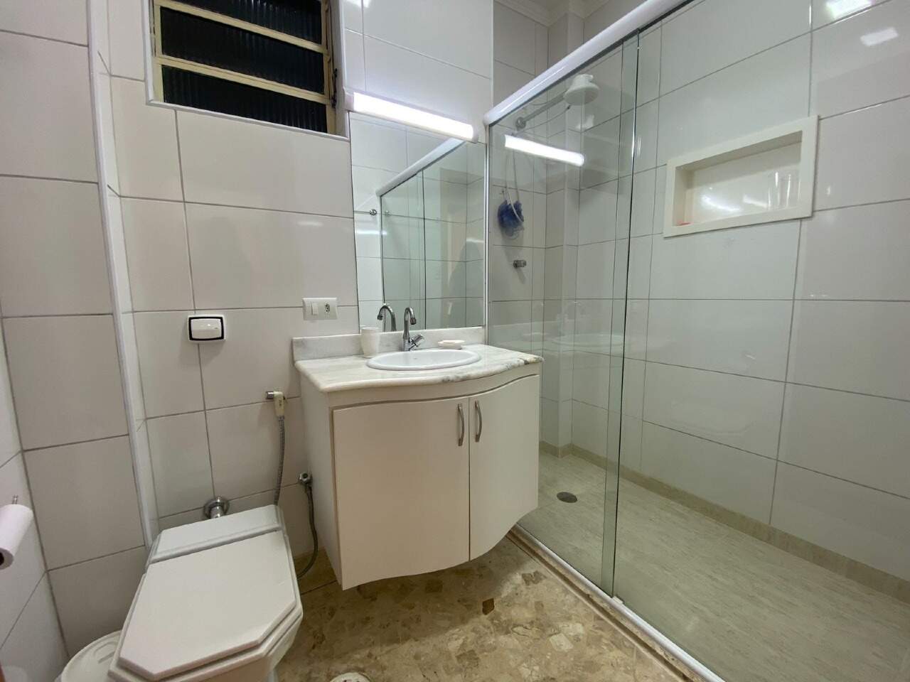 Apartamento à venda no Ponta da Praia: 