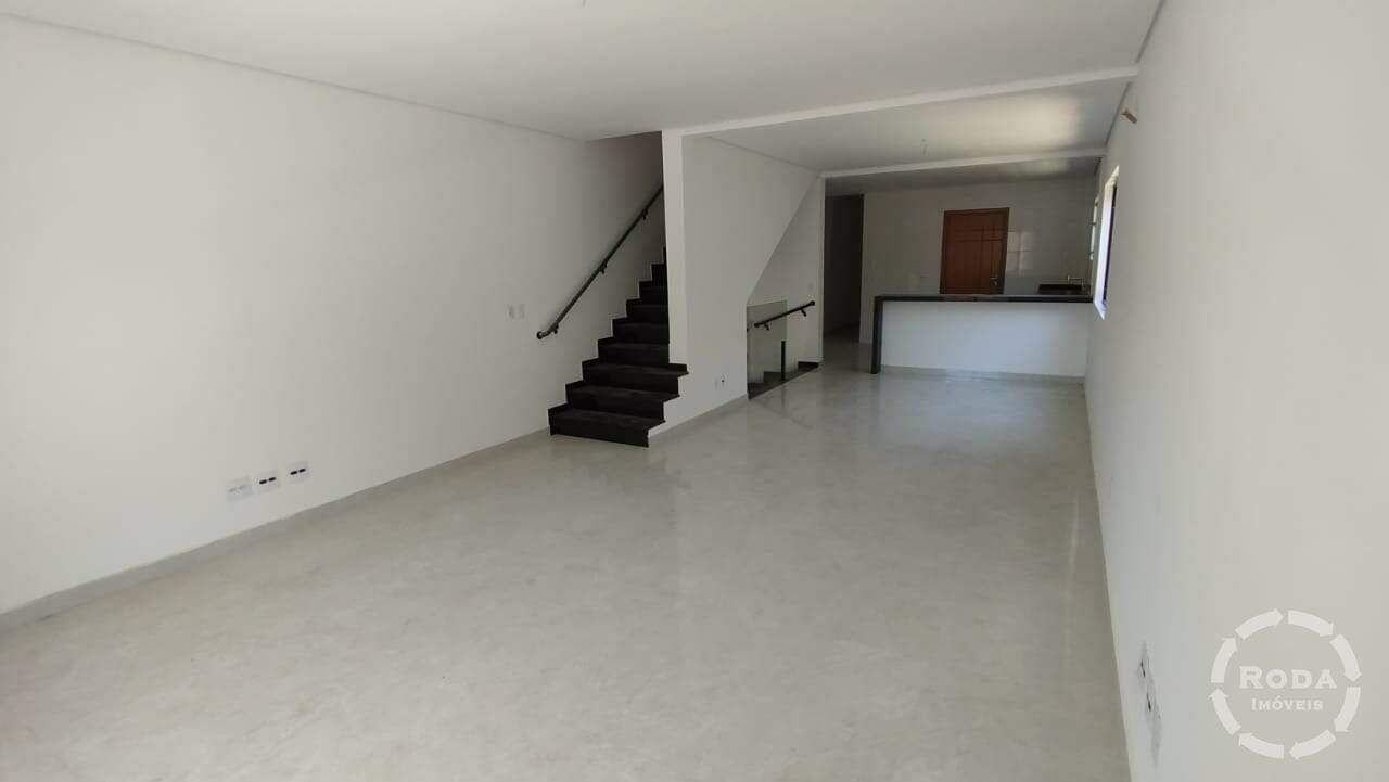 Casa à venda no Embaré: 