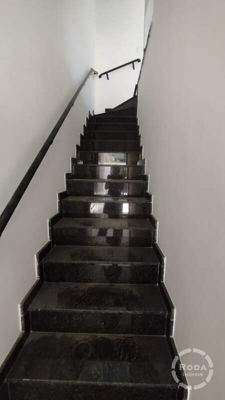 Casa à venda no Embaré: 