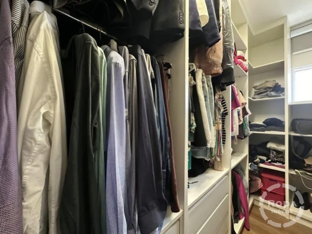 Sobrado Geminado à venda no Marapé: 