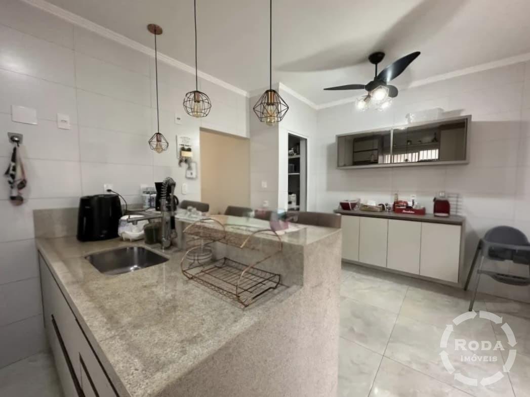 Sobrado Geminado à venda no Marapé: 