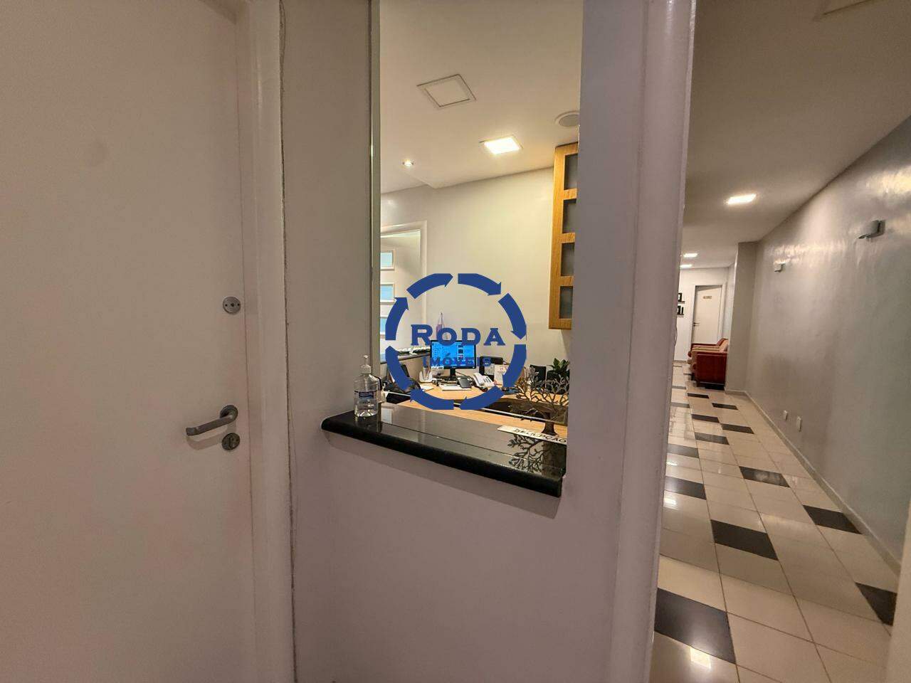 Conjunto Comercial à venda no Vila Mathias: 