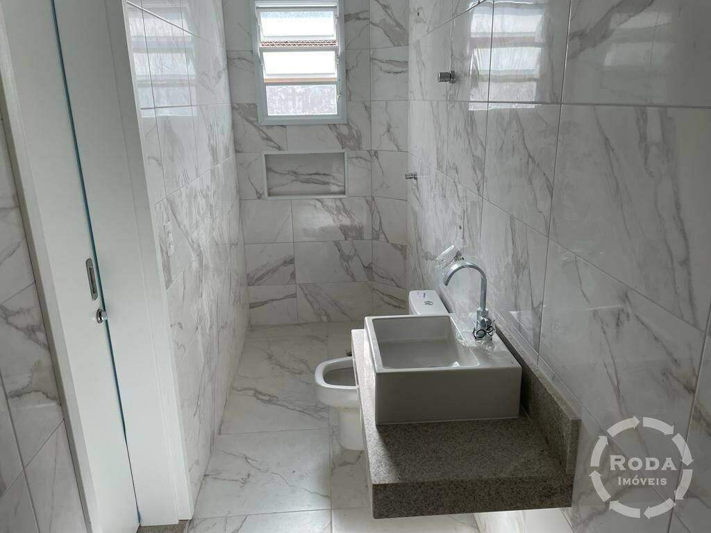 Casa à venda no Embaré: 