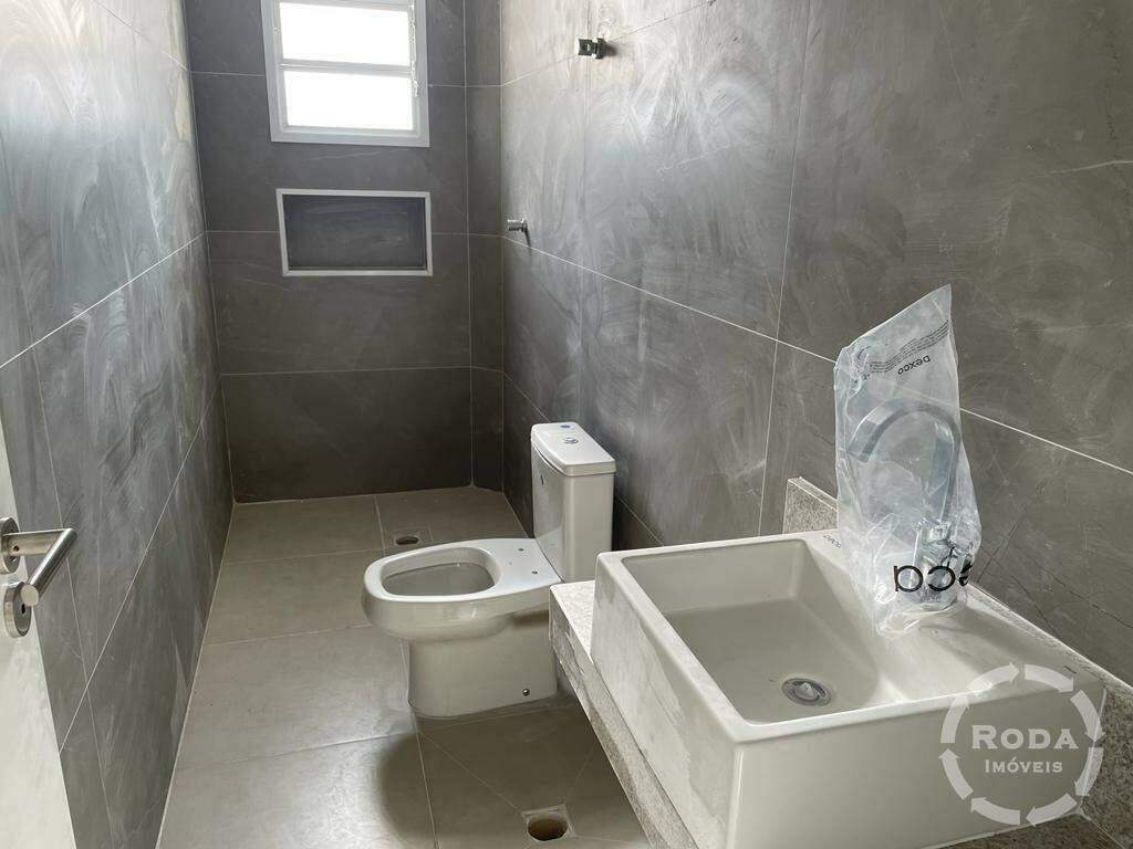 Casa à venda no Embaré: 