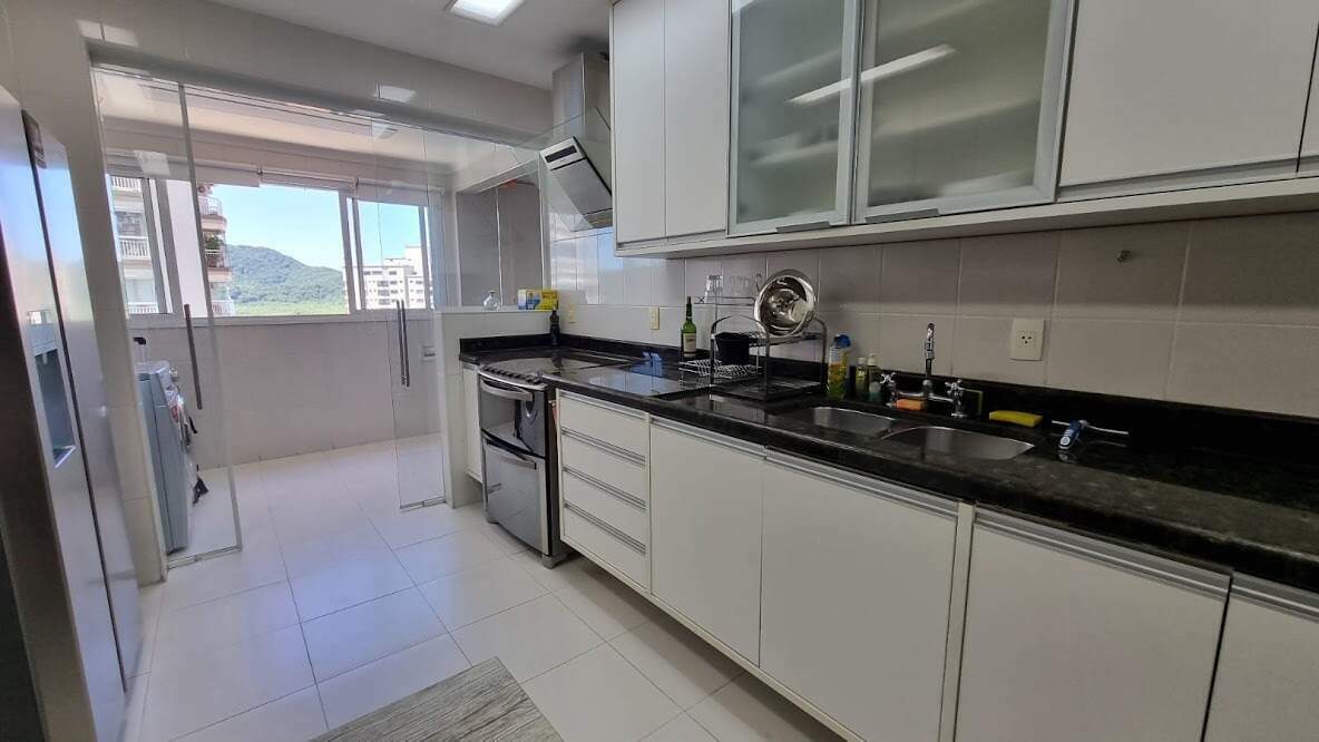 Apartamento à venda no Ponta da Praia: 