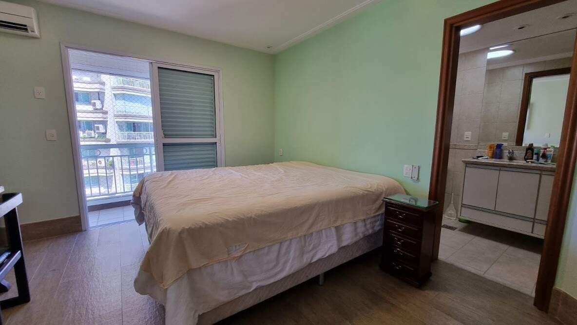 Apartamento à venda no Ponta da Praia: 
