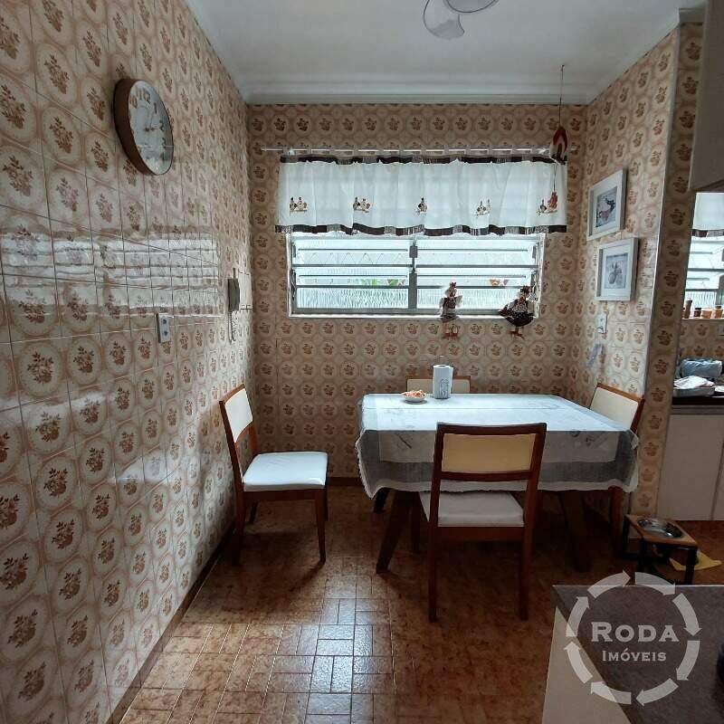 Sobrado à venda no Encruzilhada: 