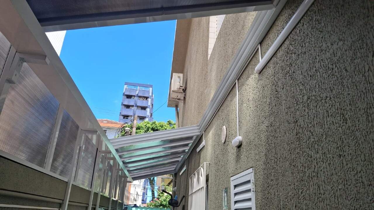 Casa à venda no Embaré: 