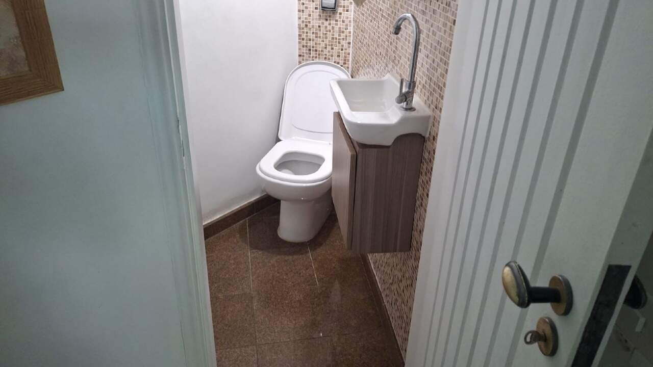 Casa à venda no Embaré: 