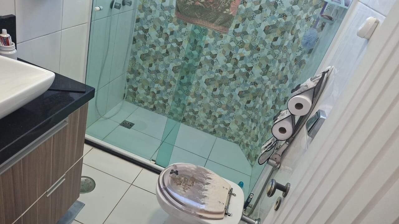 Casa à venda no Embaré: 