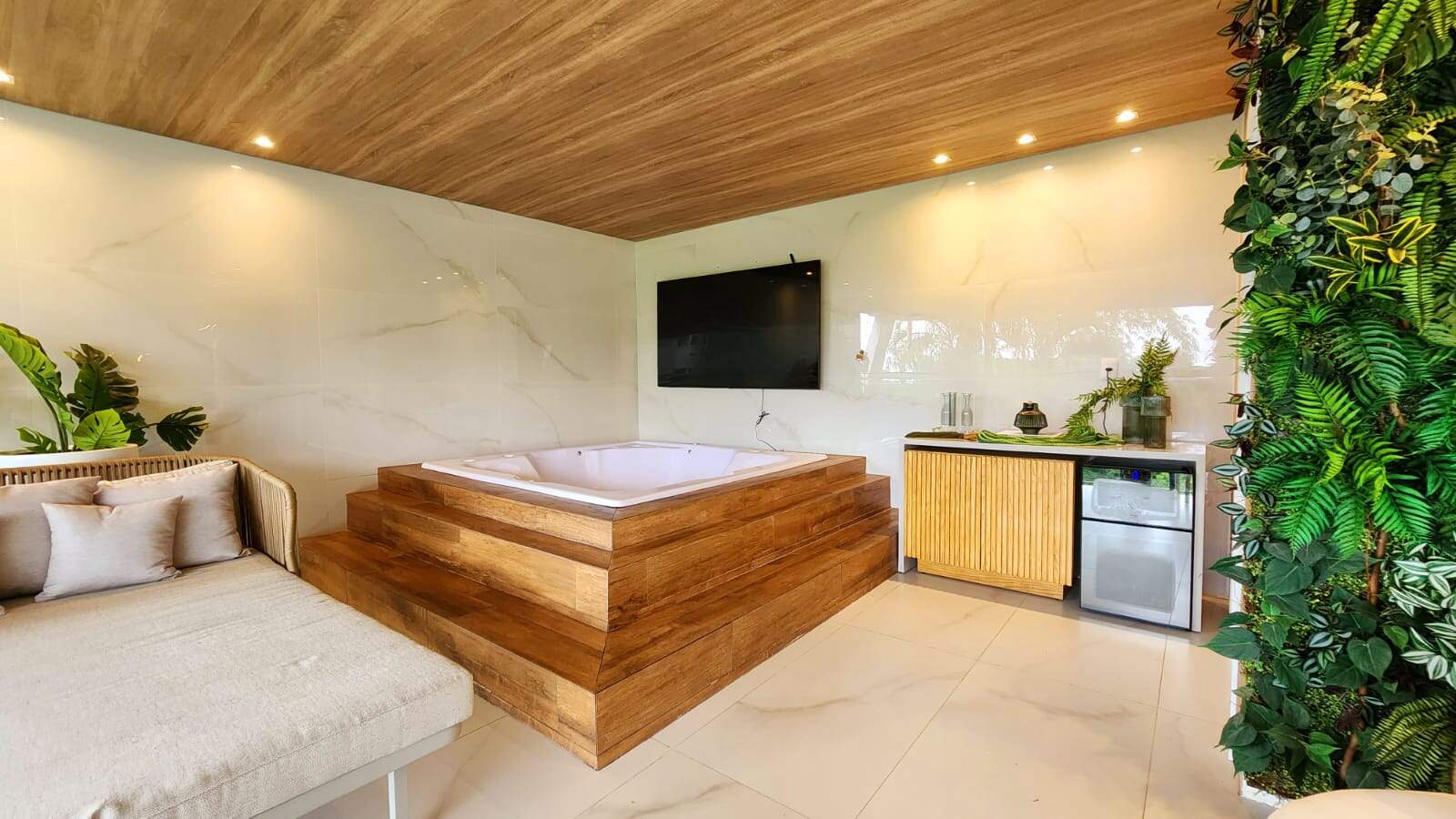Casa para aluguel no Marapé: 