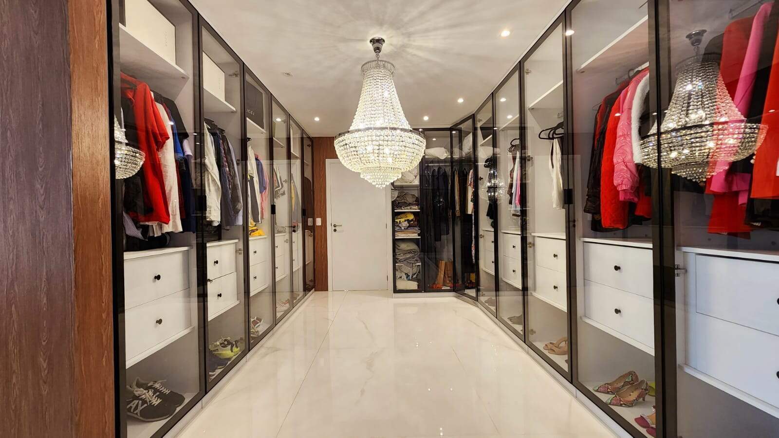 Casa para aluguel no Marapé: 