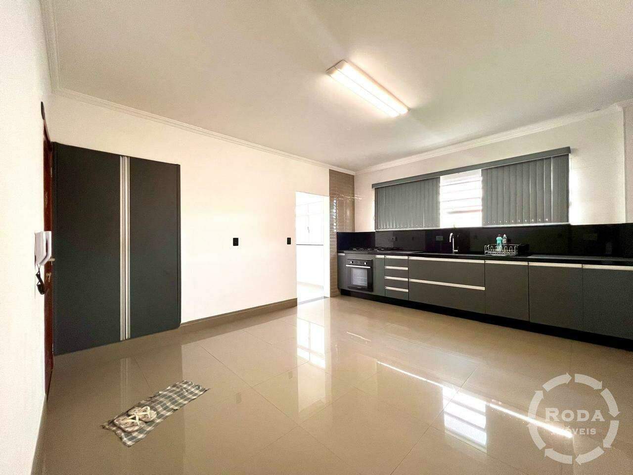 Apartamento à venda no Ponta da Praia: 