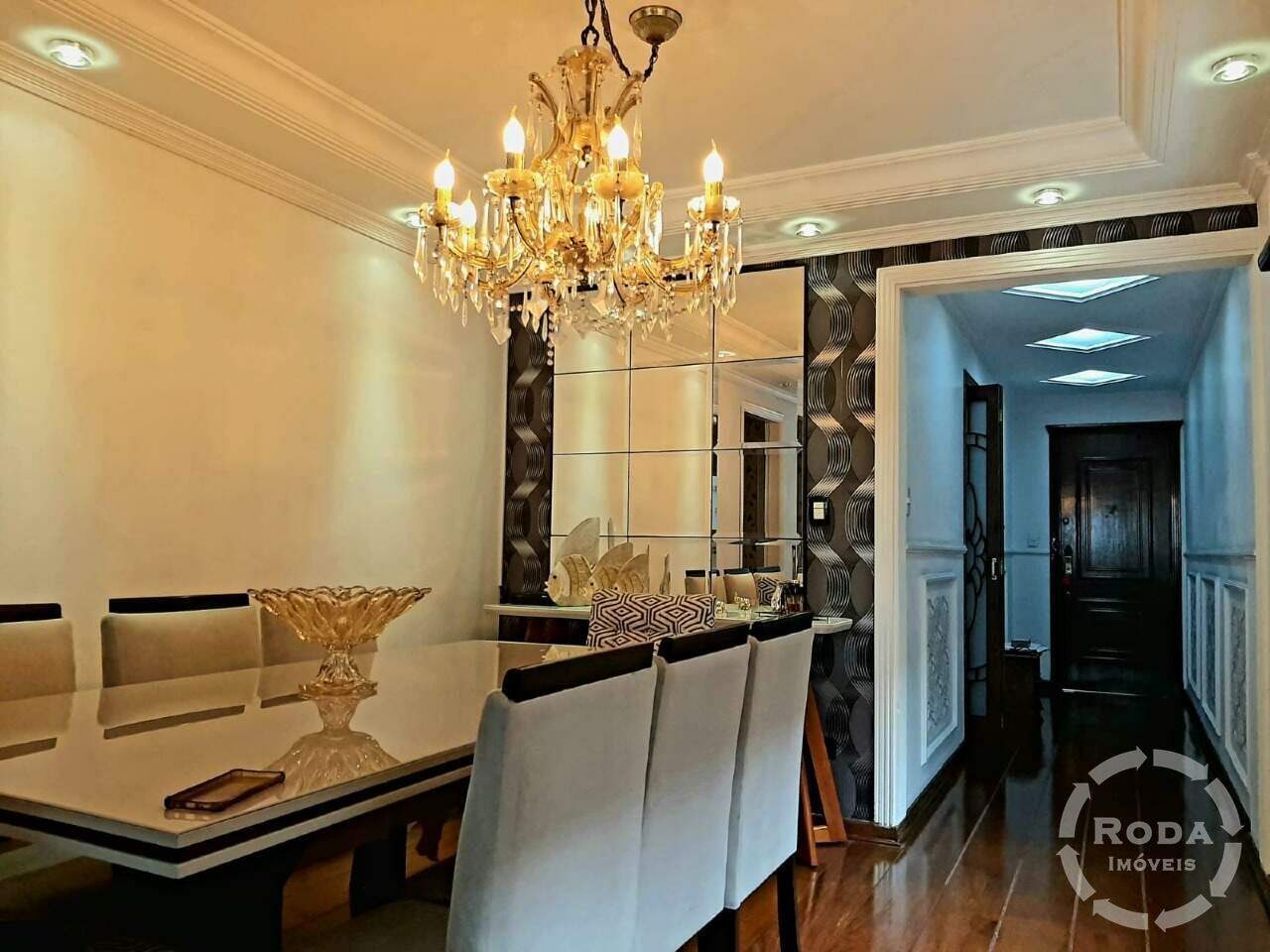 Apartamento à venda no Embaré: sala com vista pra varanda