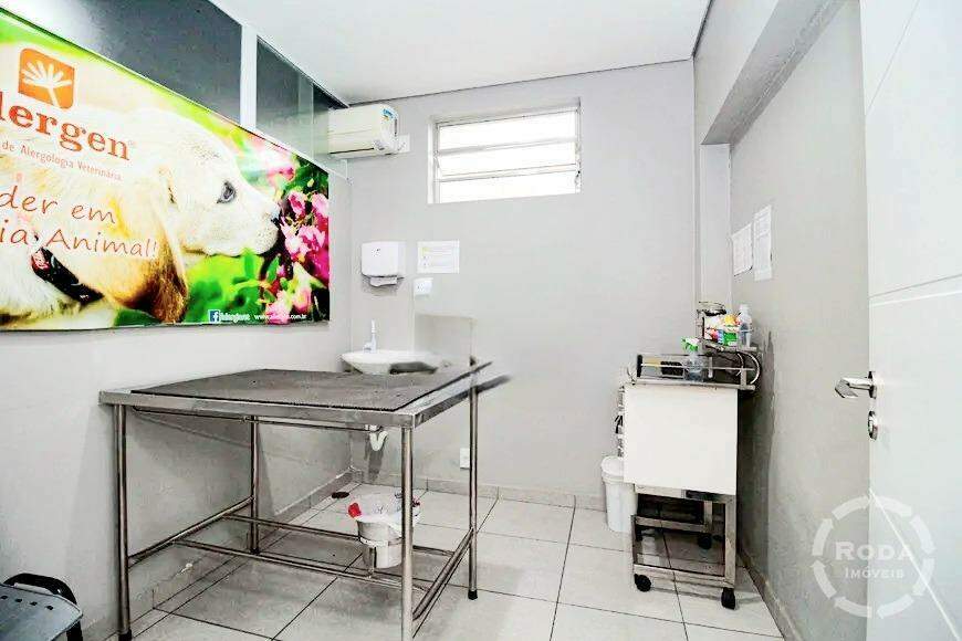 Casa à venda no Embaré: 