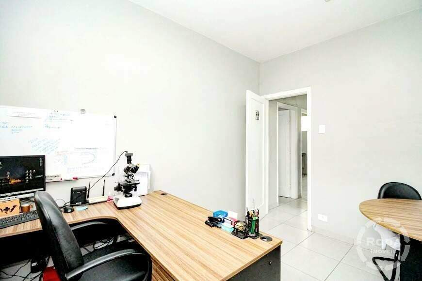 Casa à venda no Embaré: 