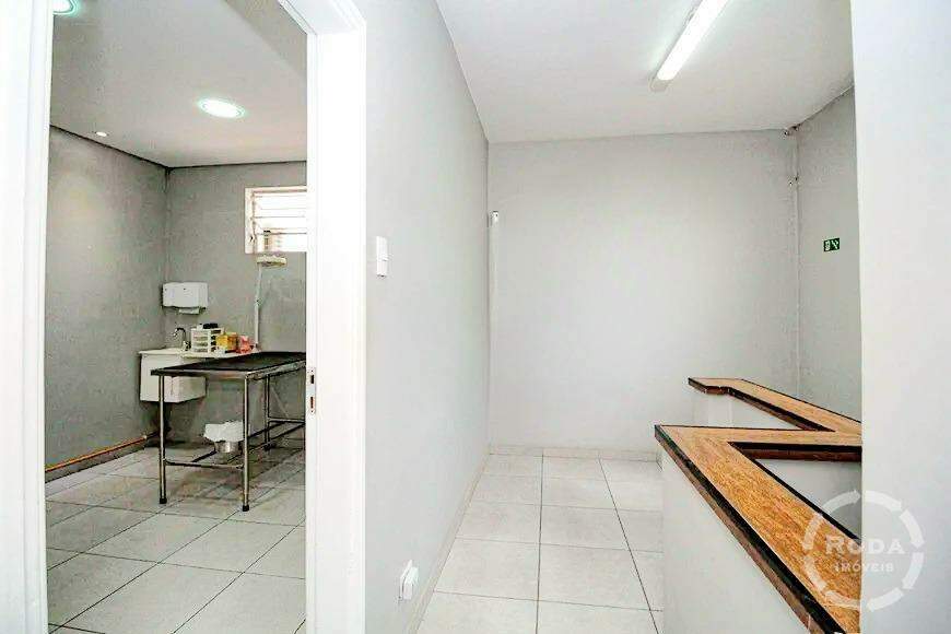 Casa à venda no Embaré: 