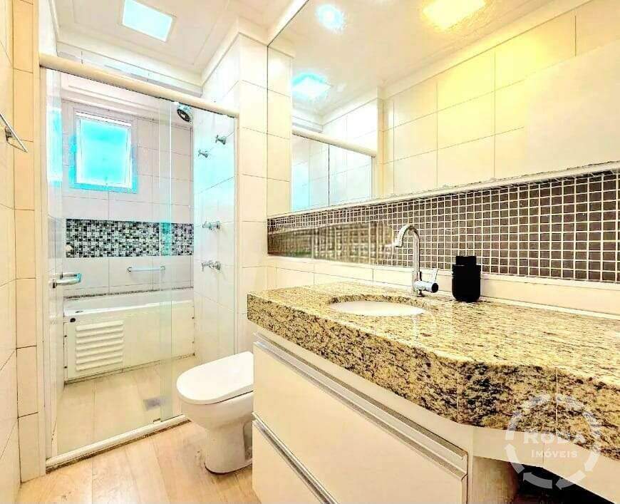 Apartamento à venda no Ponta da Praia: 