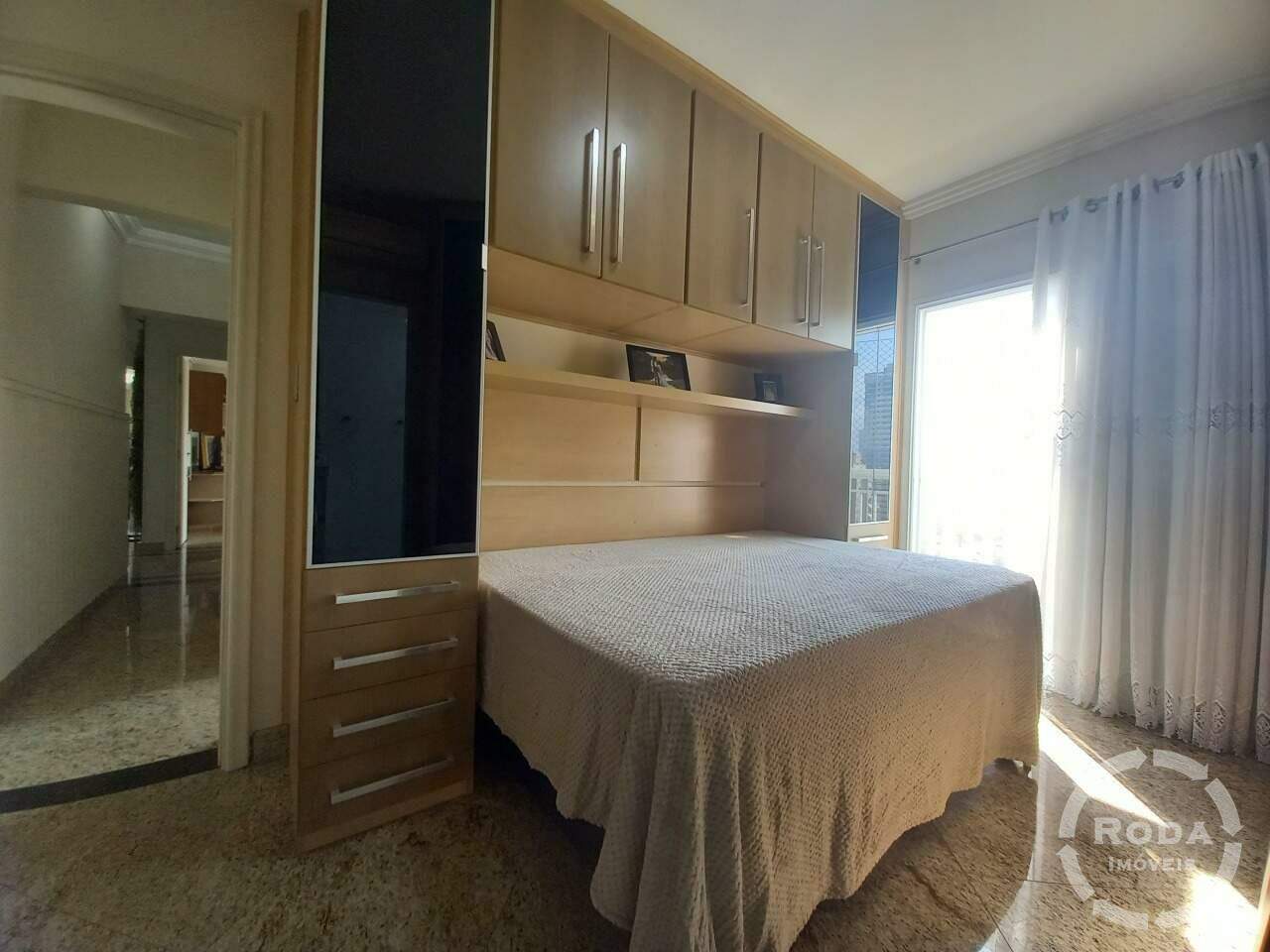 Apartamento à venda no Ponta da Praia: 