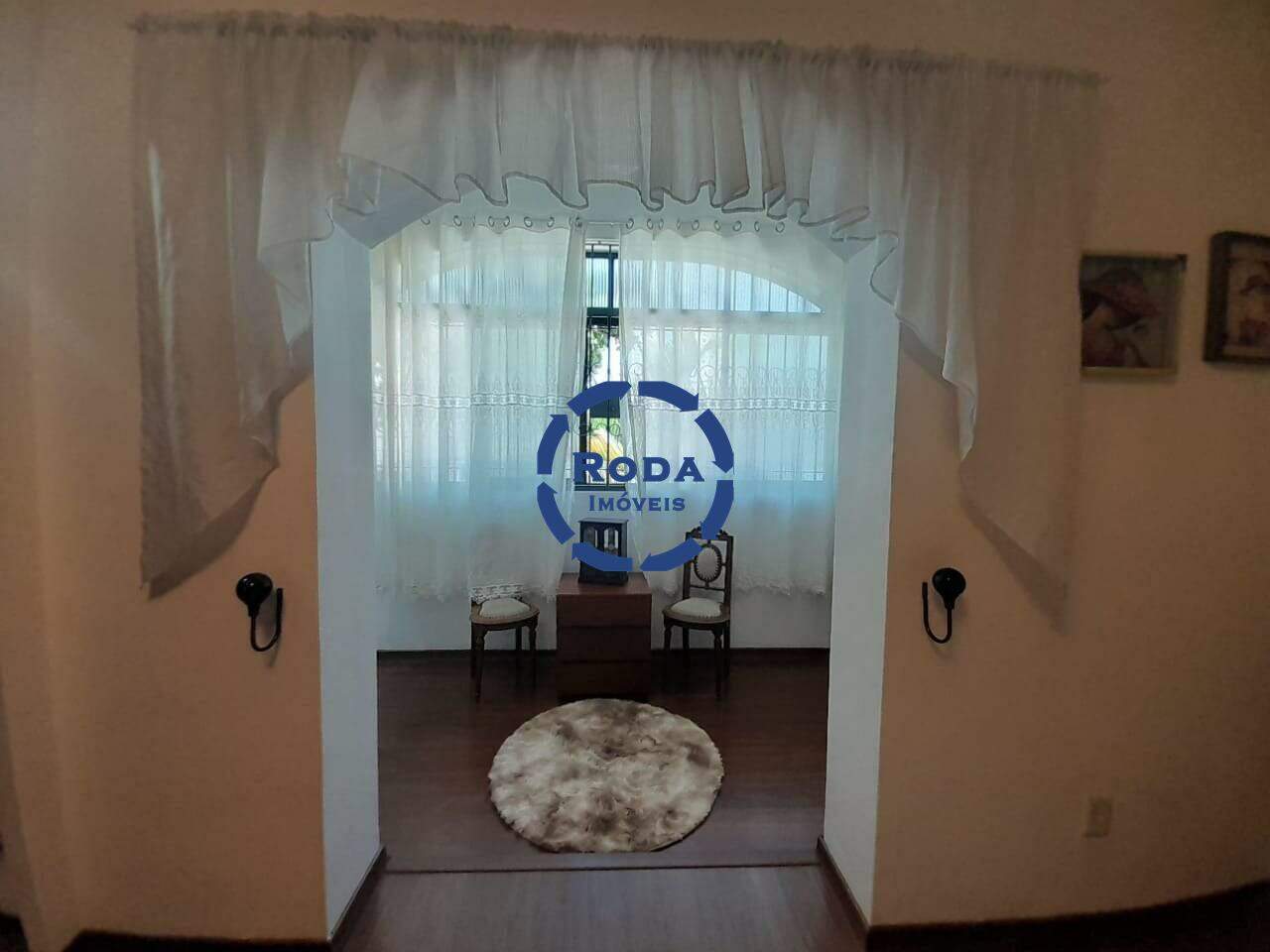 Casa à venda no Embaré: 