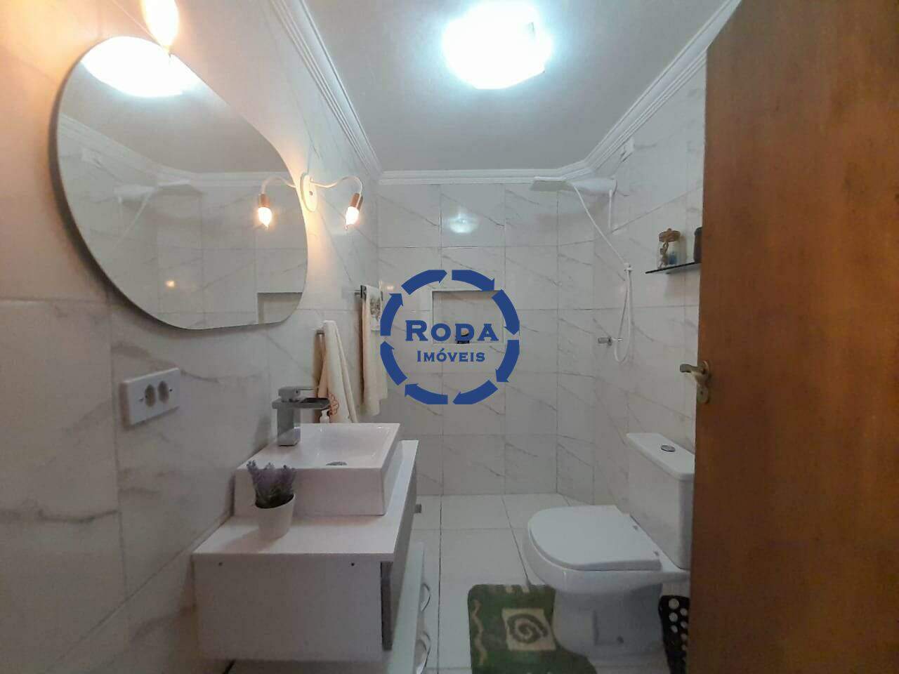 Casa à venda no Embaré: 