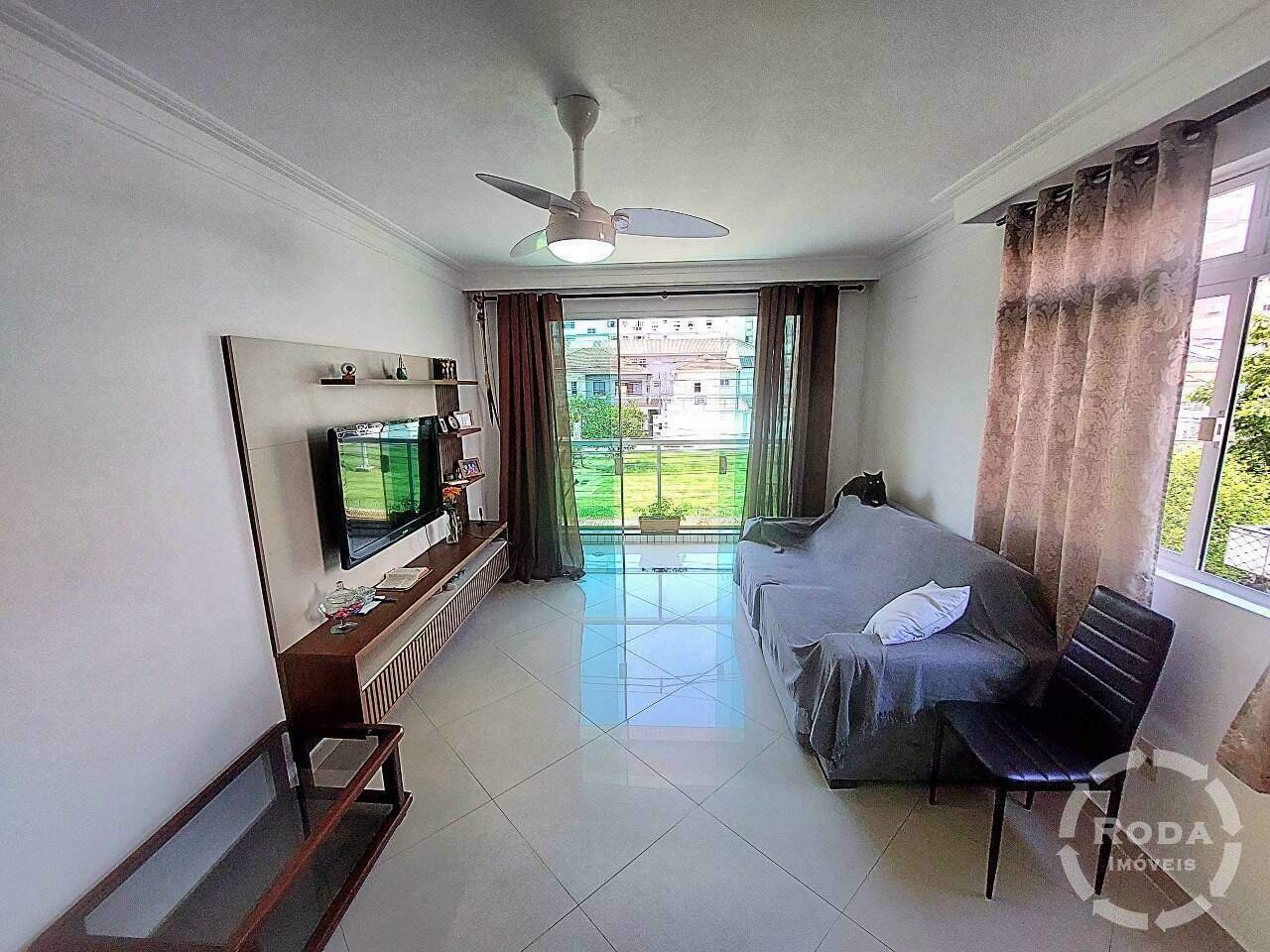 Casa Triplex à venda no Marapé: 