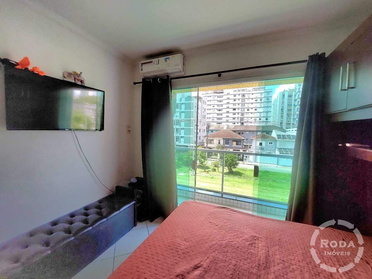 Casa Triplex à venda no Marapé: 