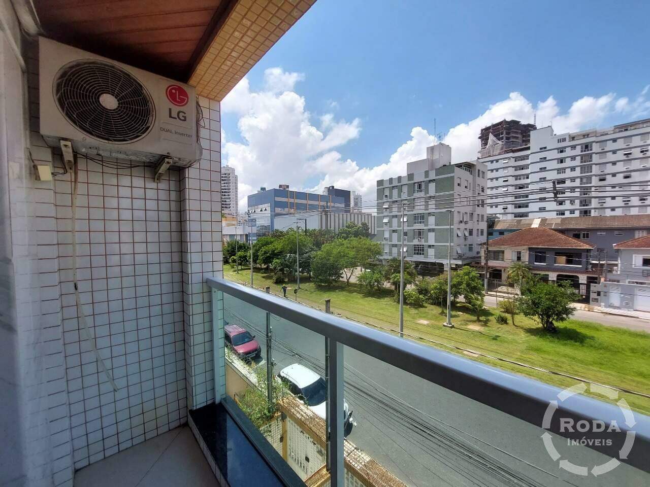 Casa Triplex à venda no Marapé: 