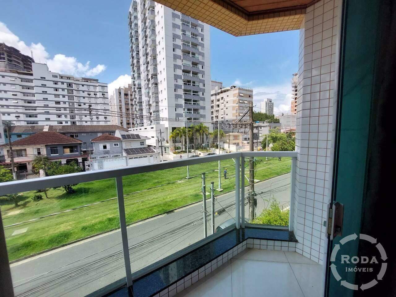 Casa Triplex à venda no Marapé: 