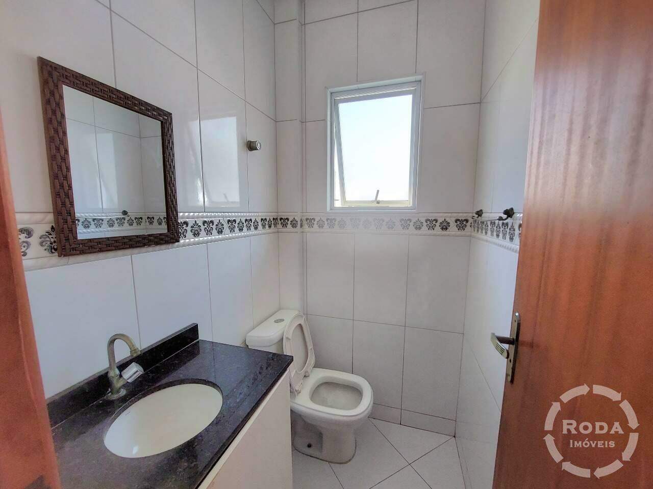 Casa Triplex à venda no Marapé: 