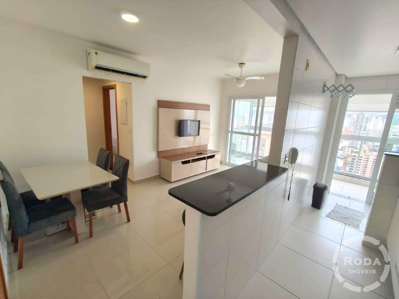 Apartamento para aluguel no Embaré: 