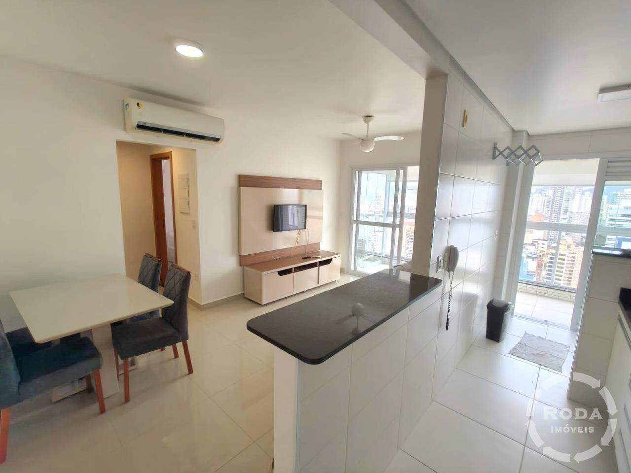 Apartamento para aluguel no Embaré: 