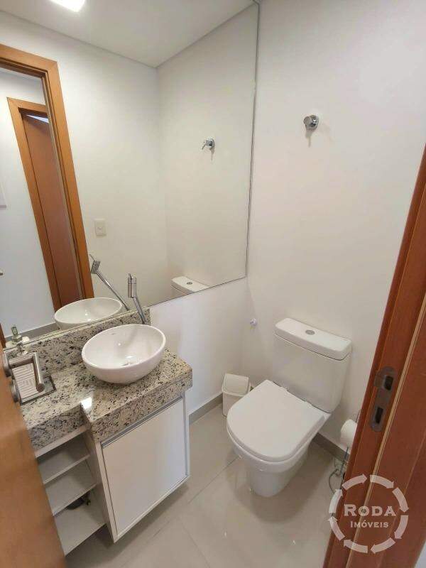Apartamento para aluguel no Embaré: 